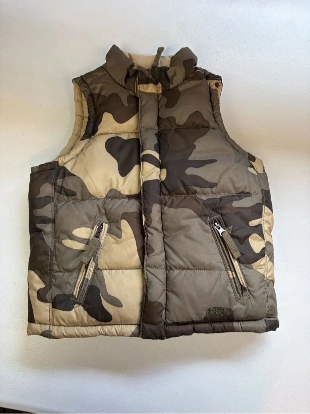 Baby Gap Toddler Reversible Camo Puffer Vest Brown Tan Zip Pockets boy size 2t
